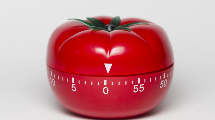 Tomato shaped cooking timer